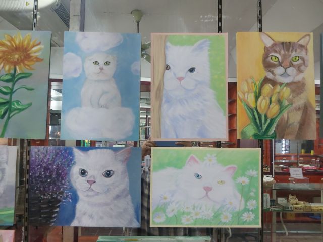 ภาพวาดน้องแมวกับดอกเดซี่ สีชอล์คน้ำมันบนกระดาษขนาด a4 รูปที่ 2