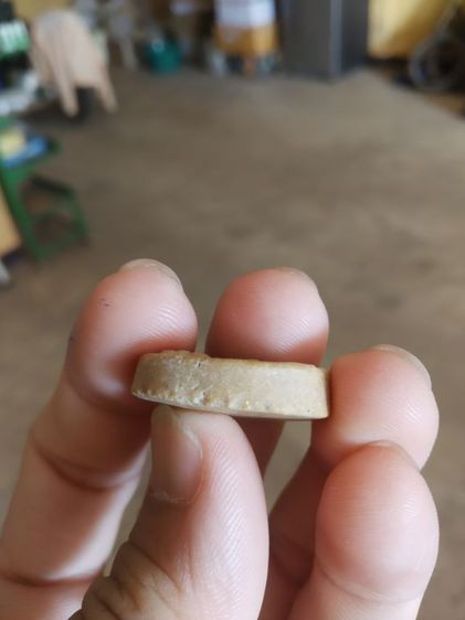 พระเนื้อผงน้ำมันรูปทรงไข่(พระเครื่องพิมพ์พระพุทธหลังเรียบไม่ทราบเกจิ)ถ้าบ้านพระเครื่องรางของมงคล รูปที่ 10