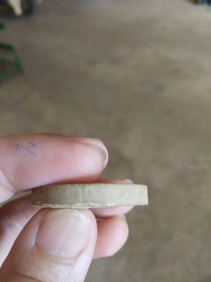 พระเนื้อผงน้ำมันพุทธคุณ(พระผงเจ้าพ่อสิงโตทอง(หน้ากากสิงห์)หลังเจ้าพ่อสิงโตทองพระหลวงพ่อโบสถ์น้อย(กรุงเทพมหานคร))พระบ้านพระเครื่องรางของมงคล รูปที่ 10