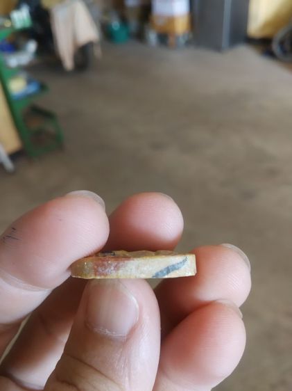 พระเนื้อผงน้ำมันสายรุ้งรูปทรงไข่(พระพิมพ์พระสมเด็จโตหลังยันต์สาม(วัดบ้านใหม่)(จังหวัดชัยนาท))พระบ้านพระเครื่องรางของมงคล รูปที่ 14