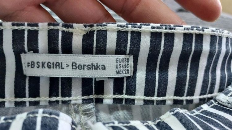 กางเกงผ้าแบรนด์ BSK GIRL Bershka  ขนาดเอว 27 นิ้ว ความยาวกางเกง 34 นิ้ว ปลายขากว้าง 4.5 นิ้ว สินค้าใหม่ สินค้าคัดมาจากโกดังสินค้าญี่ปุ่น  รูปที่ 5