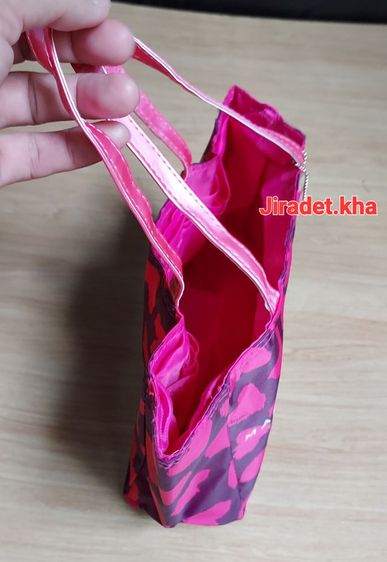 กระเป๋าถือสีสันสดใสแบรนด์ MARC BY MARC JACOBS สินค้าใหม่ ขนาดกระเป๋าเพียง 18.5×15×7cm ดีไซด์สวยงาม สินค้าคัดมาจากโกดังสินค้าญี่ปุ่น(Limited) รูปที่ 5