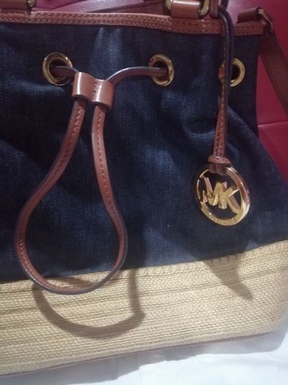 กระเป๋าสะพาย MK แท้ซื้อที่ Shop AZ USA สภาพดี รูปที่ 4