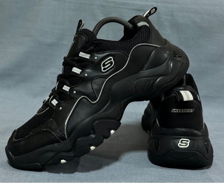 รองเท้าผ้าใบ หนังแท้ UK 7.5 | EU 41 1/3 | US 8 ดำ Skechers D’Lites Size41 ส่งฟรี
