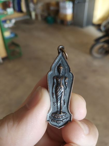 พระเหรียญเนื้อทองแดงรมดำ((พระพิมพ์)เหรียญพระพุทธนวฤทธ์จิตตภาวัน(วิทยาลัย)(จังหวัดชลบุรี))พระบ้านพระเครื่องรางของมงคล รูปที่ 3