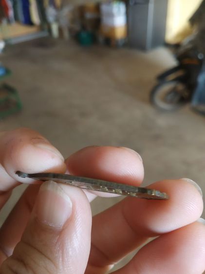 พระเหรียญเนื้อทองเหลือง((พระพิมพ์)เหรียญพระปางลีลากำแพงทุ่งเศรษฐี(แท่นศิลาอาสน์)(จังหวัดอุตรดิตถ์))พระบ้านพระเครื่องรางของมงคล รูปที่ 17