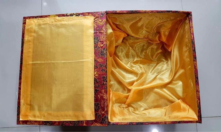 กล่องใส่ของ บุผ้าลายมังกร รูปที่ 2