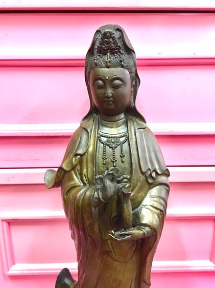 เจ้าแม่กวนอิม ทองเหลืององค์ใหญ่ รูปที่ 2