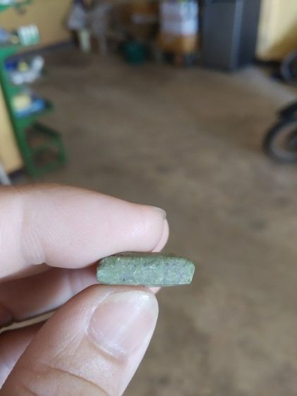 พระเนื้อผงผสมว่าน((พระผงสุพรรณ)(มีส่วนผสมของเนื้อผงเก่า)(พระหลวงพ่อฮวด)(วุฒิคุณ)(วัดดอนโพธิ์ทอง)(จังหวัดสุพรรณบุรี))พระเครื่องรางของมงคล รูปที่ 16