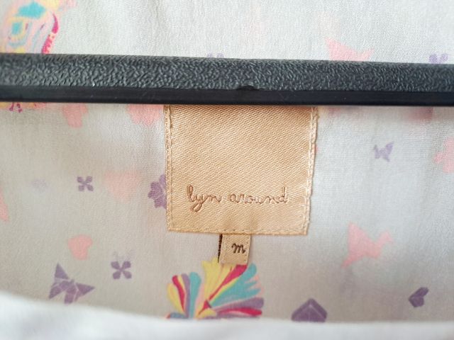 ส่งต่อเสื้อ Lyn Around ไซส์ M สีเทาหวาน รูปที่ 4