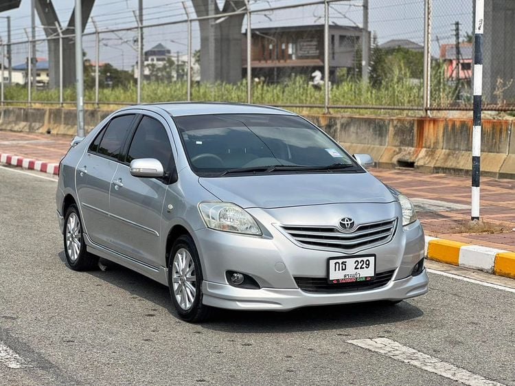 Toyota Vios 2010 1.5 E Sedan เบนซิน ไม่ติดแก๊ส เกียร์อัตโนมัติ เทา รูปที่ 1