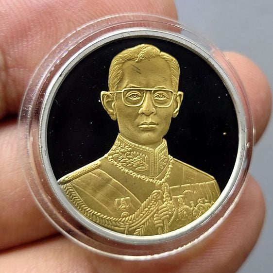 เหรียญที่ระลึกคามิโอ เนื้อเงินขัดเงาหน้าทองคำแท้ ที่ระลึกกาญจนาภิเษก ขนาด 26 มิล พร้อมกล่องเดิม รับประกันแท้ รูปที่ 5