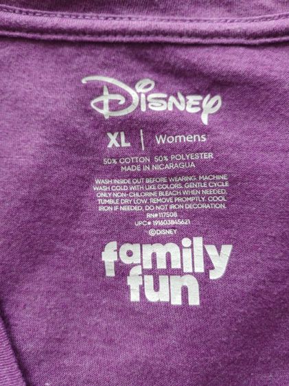 Disney Mickey and Minnie Mouse ❤️ 
T-shirt Family Fun Size XL Womens
สีม่วง คอกลม  ผ้ายืดนิ่ม  รูปที่ 5