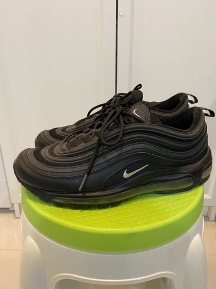 รองเท้าผ้าใบ ผ้า UK 8.5 | EU 42 2/3 | US 9 ดำ รองเท้า Nike air max 97 Triple Black (like new)