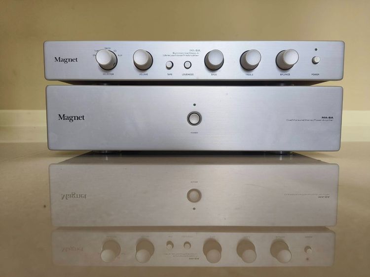 อื่นๆ เครื่องเสียงไฮไฟ Magnet PR 8A และ MA 8A คู่กัน เครื่องเสียงยอดนิยม เสียงดีมาก ซื้อมาเก็บ  แทบไม่ได้ใช้งาน สภาพสวย ใช้งานได้ปกติ สนใจโทร 0828389798