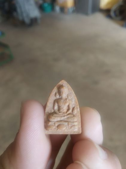 พระเนื้อผงผสมว่านพิมพ์เล็ก(พระพิมพ์พระอุปคุต(วัดเขาบางพระ)(รูปทรงเตารีด)(จังหวัดชลบุรี))พระบ้านพระเครื่องรางของมงคล รูปที่ 3