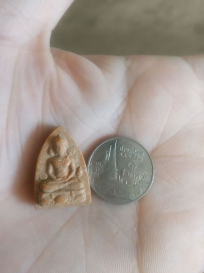 พระเนื้อผงผสมว่านพิมพ์เล็ก(พระพิมพ์พระอุปคุต(วัดเขาบางพระ)(รูปทรงเตารีด)(จังหวัดชลบุรี))พระบ้านพระเครื่องรางของมงคล รูปที่ 9