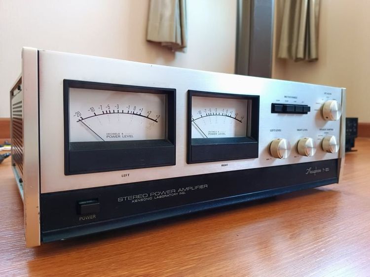 Power amp Accuphase P-250