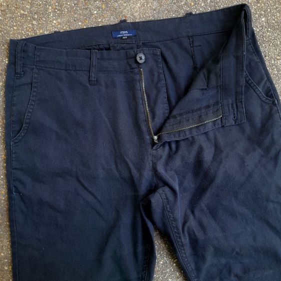 Urban Research
indigo coated black trendy pants
🔴🔴🔴 รูปที่ 4
