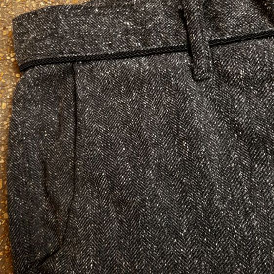 Black
Herringbone tweed
trendy pants
made in Japan
🎌🎌🎌 รูปที่ 7