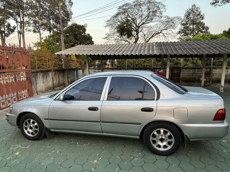 Toyota Corolla 1993 1.5 GXi Sedan เบนซิน ไม่ติดแก๊ส เกียร์ธรรมดา บรอนซ์เงิน