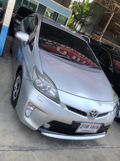 Toyota Prius 2013 1.8 Hybrid Sedan ไฮบริด ไม่ติดแก๊ส เกียร์อัตโนมัติ บรอนซ์เงิน รูปที่ 2