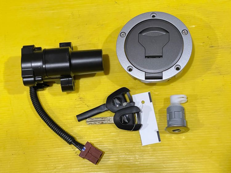 ชุดกุญแจcb650 แท้ รูปที่ 2