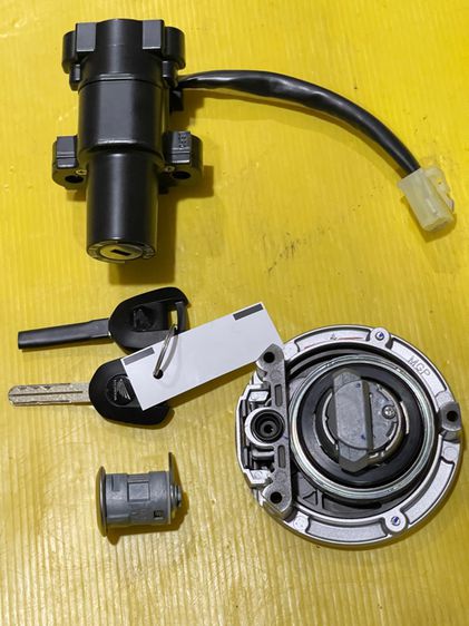 ชุดกุญแจcb500 แท้ รูปที่ 2