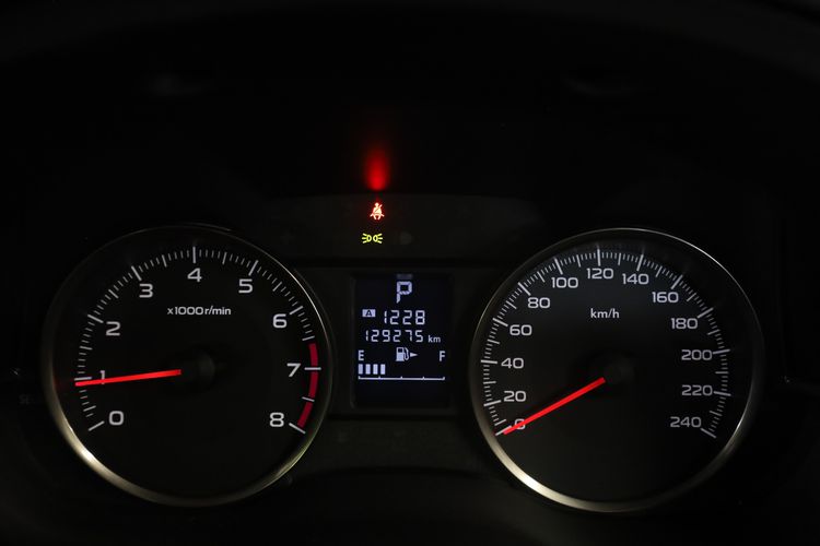 Subaru XV 2016 2.0 XV 4WD Utility-car เบนซิน ไม่ติดแก๊ส เกียร์อัตโนมัติ เทา รูปที่ 3