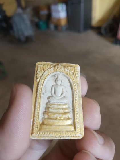  พระเนื้อผงผสมว่าน(พระสมเด็จหลังรูปเหมือนหลวงพ่อคูณวัดบ้านไร่(พระเกจิ)(รุ่นเจริญทรัพย์)(จังหวัดนครราชสีมาปี2537))พระบ้านพระเครื่องรางของมงคล รูปที่ 6