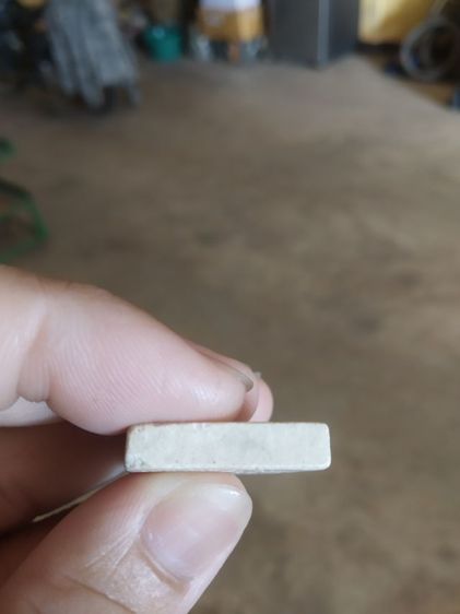 พระเนื้อผงผสมว่าน(พระผงรูปเหมือนพระหลวงพ่อคูณปริสุทโธ(รุ่นสร้างอุโบสถวัดดอนพระเจ้า)(จังหวัดยโสธรปี2536))พระบ้านพระเครื่องรางของมงคล รูปที่ 12