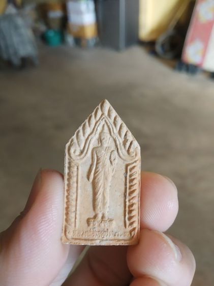 พระเนื้อดินผสมผง(พระหลวงพ่อใหญ่ประทานพรวัดวงษ์สุวรรณ(อ่างทอง))พระบ้านพระเครื่องรางของมงคล รูปที่ 2