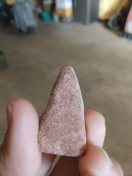 พระเนื้อดินผสมผง(พระพิมพ์พระพุทธนั่งบนฐานบัว(เนื้อออกน้ำตาลแดง)(ไม่ทราบพระเกจิที่สร้าง)(280224))พระบ้านพระเครื่องรางของมงคล รูปที่ 6