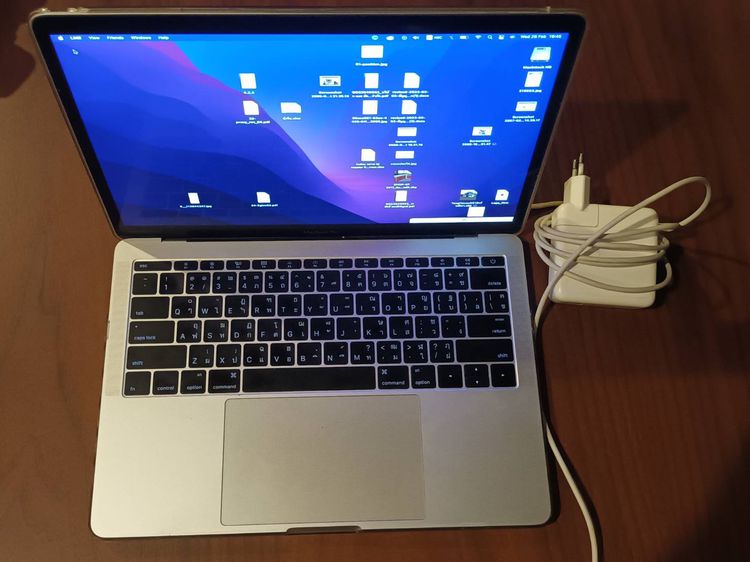 Apple Macbook Pro 13 Inch แมค โอเอส 8 กิกะไบต์ อื่นๆ ไม่ใช่ MacBook Pro 13" 2016 Corei5 Ram 8G. SSD 256GB. เครื่องศูนย์ไทยใช้มือเดียว