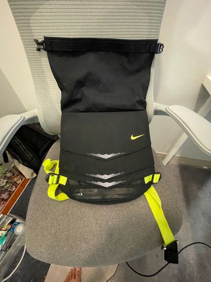 กระเป๋า Nike Backpack Mog Bolt Black Volt Gym Bag Running Training Expandable 2014 รูปที่ 4