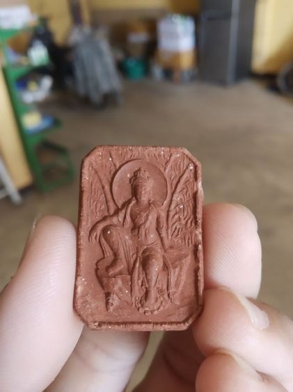 พระเนื้อผงผสมว่าน(เจ้าแม่กวนอิมพระอวโลกิเตศวรหลังเทพเจ้าไฉ่ซิงเอี๊ย(เนื้อผงมหาโชคลาภ)(นครนายก))พระบ้านพระเครื่องรางของมงคล รูปที่ 4