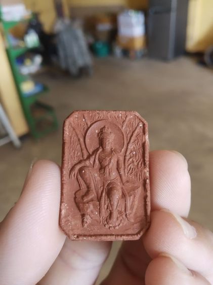 พระเนื้อผงผสมว่าน(เจ้าแม่กวนอิมพระอวโลกิเตศวรหลังเทพเจ้าไฉ่ซิงเอี๊ย(เนื้อผงมหาโชคลาภ)(นครนายก))พระบ้านพระเครื่องรางของมงคล รูปที่ 3