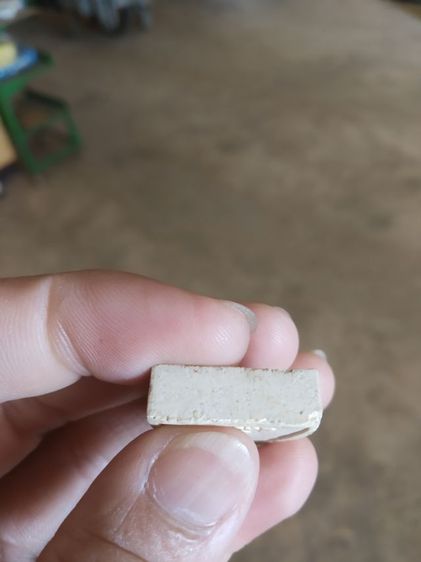 พระเนื้อผงผสมว่าน(พระผงรูปเหมือนพระหลวงปู่คงวัดบางกะพ้อมไม่ทราบเกจิที่สร้าง(รุ่นปลดหนี้))พระบ้านพระเครื่องรางของมงคล รูปที่ 18