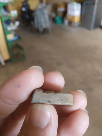 พระเนื้อดิน(พระพิมพ์พระซุ้มกอหลังเรียบ(ไม่ทราบพระเกจิที่สร้าง)(ไม่ทราบรุ่นและอายุ)(สภาพไม่ค่อยสวย)(290234))พระบ้านพระเครื่องรางของมงคล รูปที่ 11