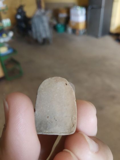 พระเนื้อดิน(พระพิมพ์พระซุ้มกอหลังเรียบ(ไม่ทราบพระเกจิที่สร้าง)(ไม่ทราบรุ่นและอายุ)(สภาพไม่ค่อยสวย)(290234))พระบ้านพระเครื่องรางของมงคล รูปที่ 6