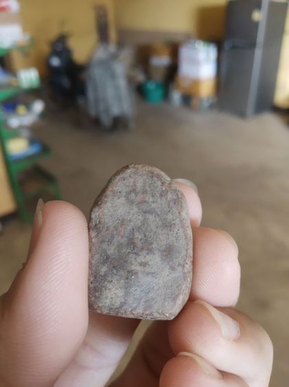 พระเนื้อดิน(พระพิมพ์พระซุ้มกอหลังเรียบสีน้ำตาลเทา(ไม่ทราบพระเกจิที่สร้าง)(ไม่ทราบอายุและรุ่น)(290237))พระบ้านพระเครื่องรางของมงคล รูปที่ 7