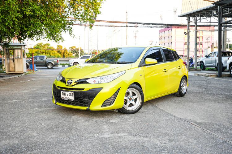 Toyota Yaris 2018 1.2 J Sedan เบนซิน ไม่ติดแก๊ส เกียร์อัตโนมัติ เขียว