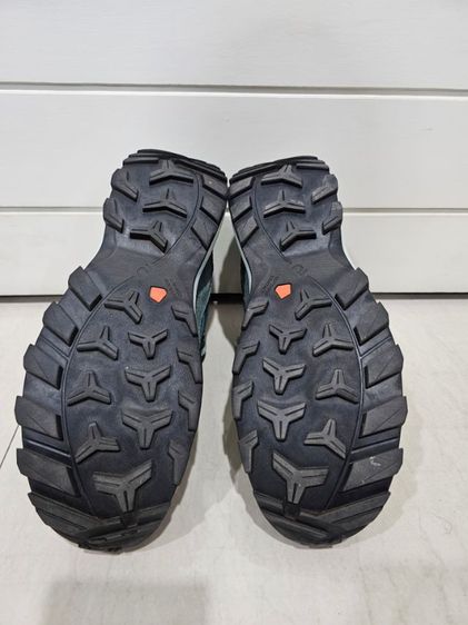 รองเท้าเดินป่า หุ้มข้อ ผู้หญิง MH500 Size EU 41, US 9.5, UK 7 (26 cm) สภาพดีมาก เบา เดินสบาย พื้นยางเกาะแน่น
เดินลุยน้ำสบายมากกันน้ำได้จริง รูปที่ 6