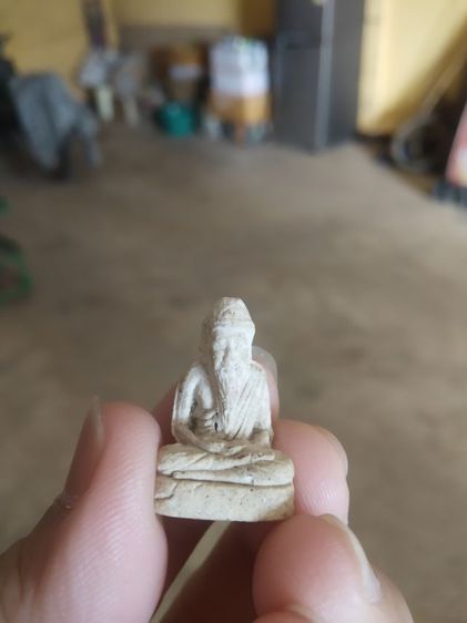 พระเนื้อผงผสมว่าน(พระปู่ฤาษีวาสุเทพรูปลอยองค์ไม่ทราบเกจิที่สร้าง)พระบ้านพระเครื่องรางของมงคล รูปที่ 3