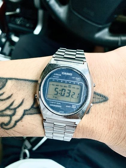 vintage Casio watch 