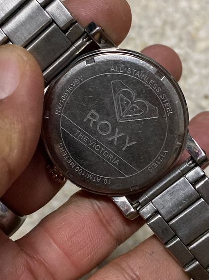 นาฬิกายี่ห้อ  ROXY  ควอทซ์ เรือนใหญ่  สายยาว 18.5 เซนติเมตร   1000฿ รูปที่ 2