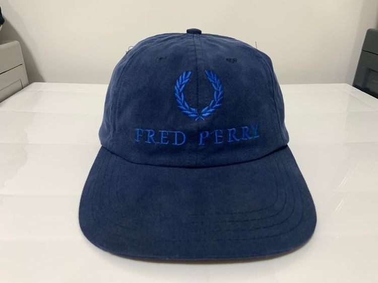 หมวก FRED PERRY แท้ 💯 สภาพดีมาก ดีเทลสวย ด้านหลังปรับระดับได้ หายากน่าสะสมครับ