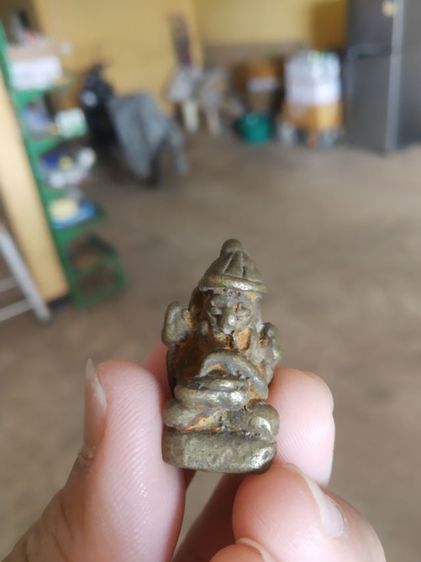 พระเนื้อทองเหลือง(พระรูปหล่อพระอุปคุตถือดอกบัวพิมพ์ตั๊กแตน(ไม่ทราบเกจิที่สร้าง)(020305))พระบ้านพระเครื่องรางของมงคล รูปที่ 6