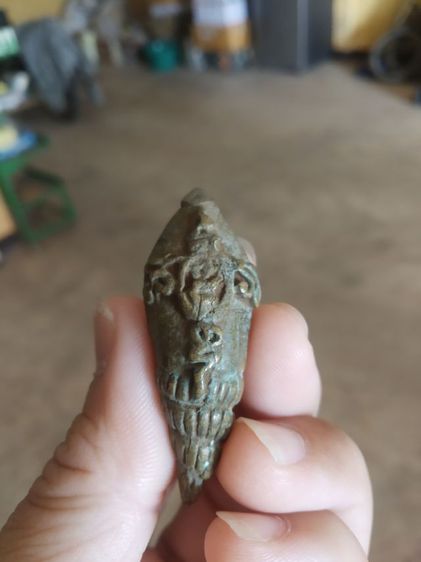 พระเนื้อทองเหลือง(พระรูปหล่อพระอุปคุตทรงก้นหอยยาว(ไม่ทราบเกจิที่สร้าง)(020301))พระบ้านพระเครื่องรางของมงคล รูปที่ 14