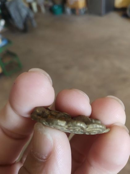 พระเนื้อทองเหลือง(พระรูปหล่อพระอุปคุตถือดอกบัวหลังยันต์(ไม่ทราบเกจิที่สร้าง)(020304))พระบ้านพระเครื่องรางของมงคล รูปที่ 9